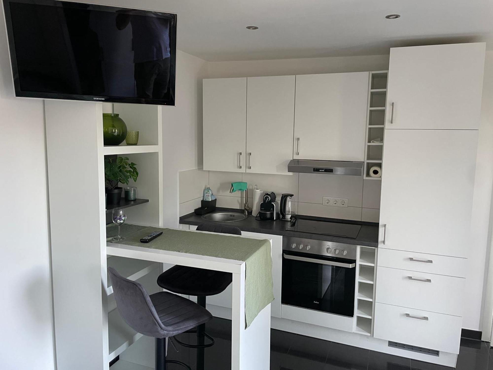Ferienwohnung Mit Fussbodenheizung Nahe Messe, Gratis Parkplatz Und Abstellplatz E - Bike Hannover Ngoại thất bức ảnh